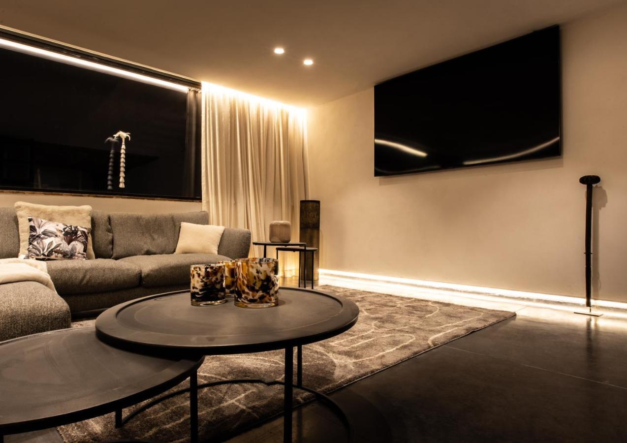 Gite Du Clos Villa Anvaing ภายนอก รูปภาพ